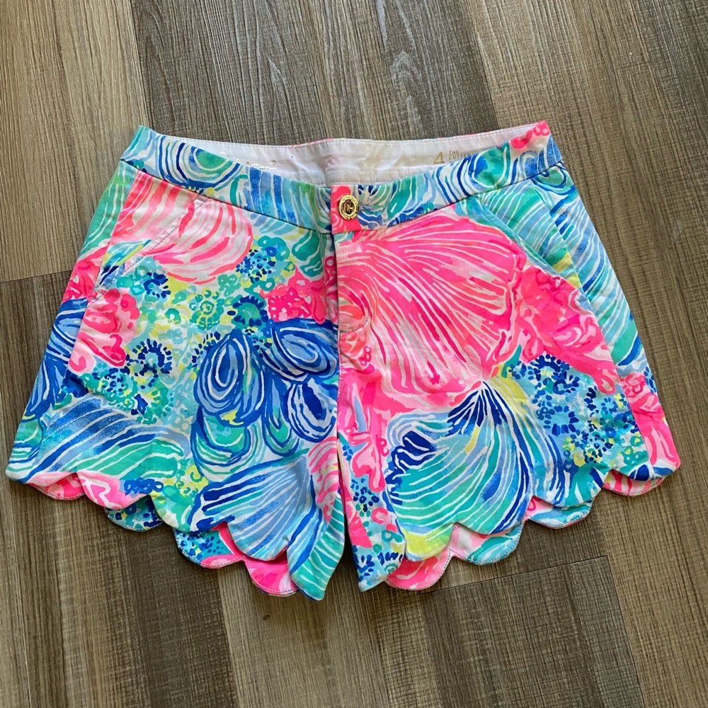 Lily P shorts